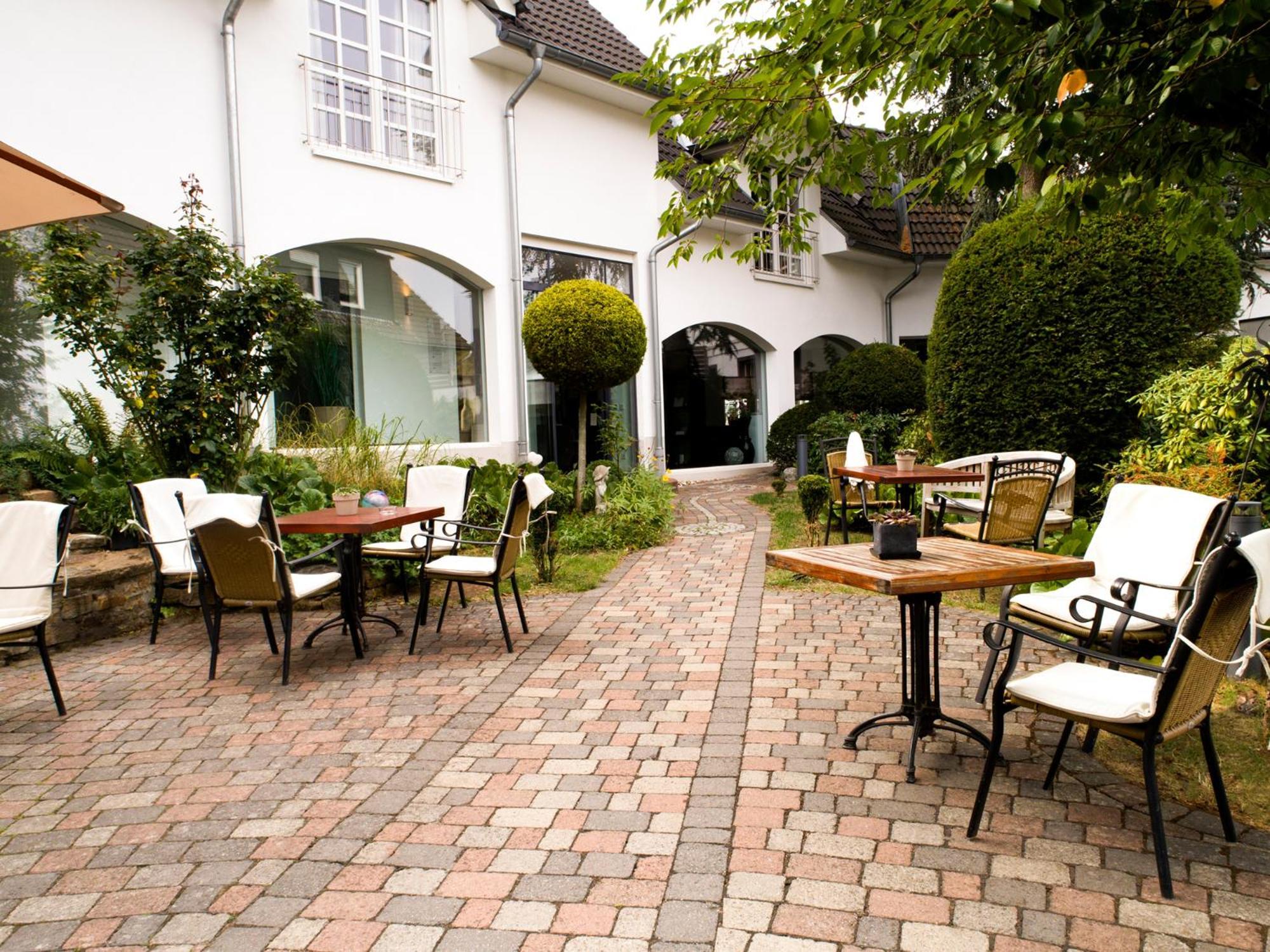 Romantik Hotel Neuhaus Iserlohn Esterno foto